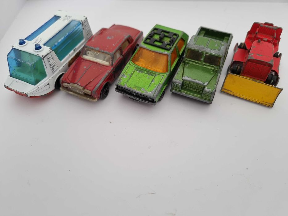 Conjunto de Miniaturas "Matchbox" 1:64