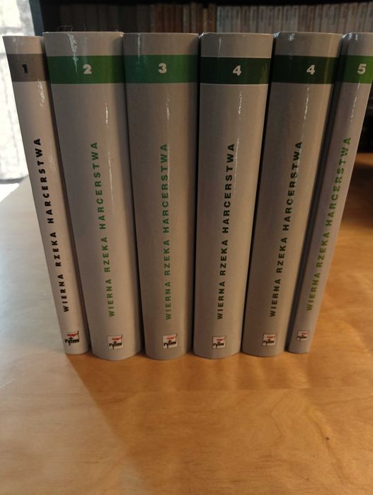 Barbara Wachowicz, Wierna Rzeka Harcerstwa, Tomy I-V