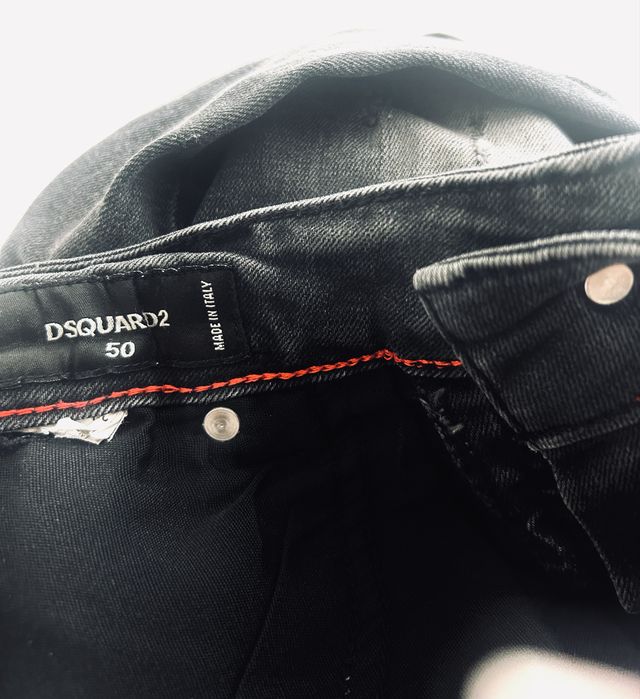 Spodnie jeansowe Dsquared2 dziury przecierane