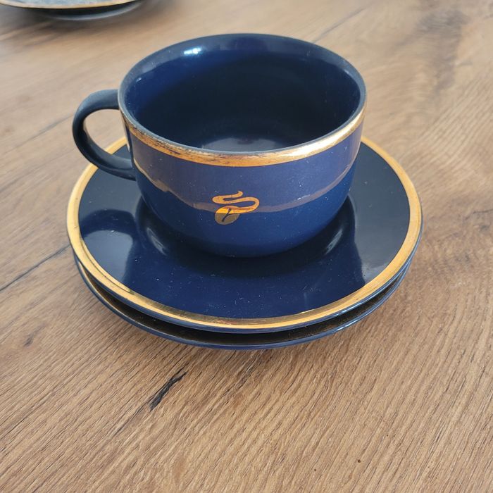 Filiżanka z dwoma podstawkami Jacobs