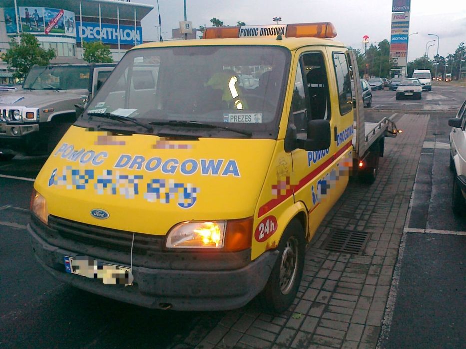 Najtańsza laweta pomoc drogowa 24H holowanie autopomoc transport