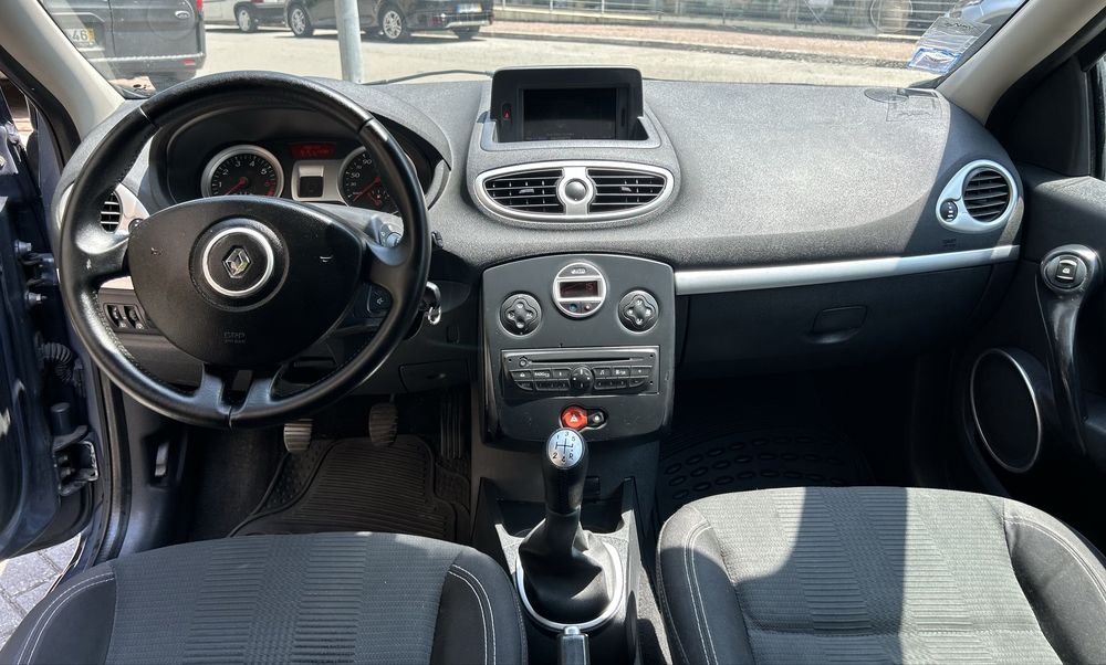 Renault Clio Break 1.2 Dynamic (2011) | 154.000km | GPS