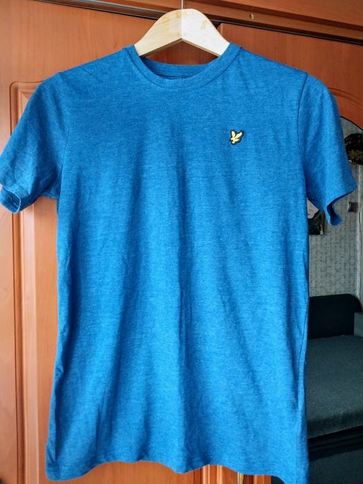 Фудболка бренду "liyle scott uonior"синього кольору  розмір S