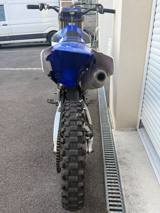 Yamaha YZ250F 2016 — 250cc 4T — pronta a andar