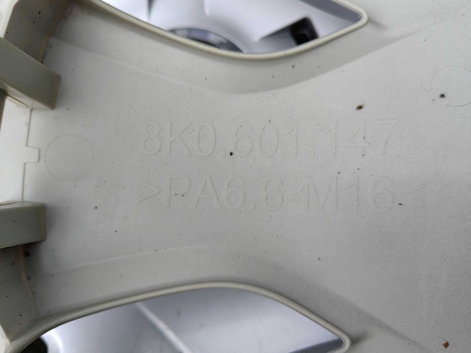 16 Kołpaki Audi 16" Oryginalne komplet  8K0  2008- A4 A6 A3 OEM
