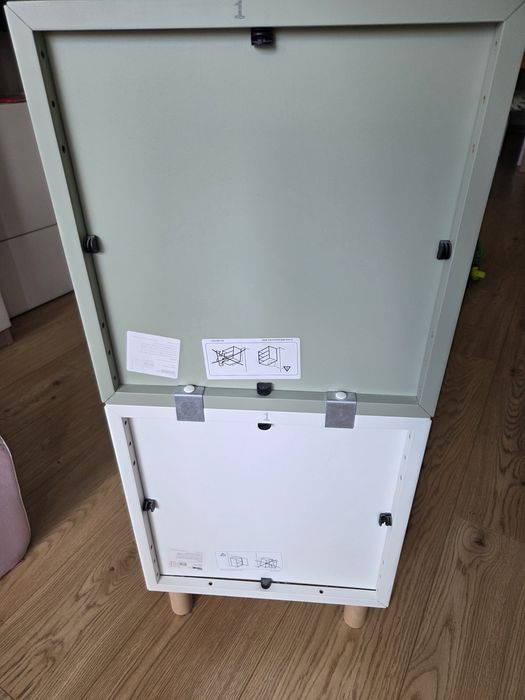 Szafka Eket z nóżkami Ikea