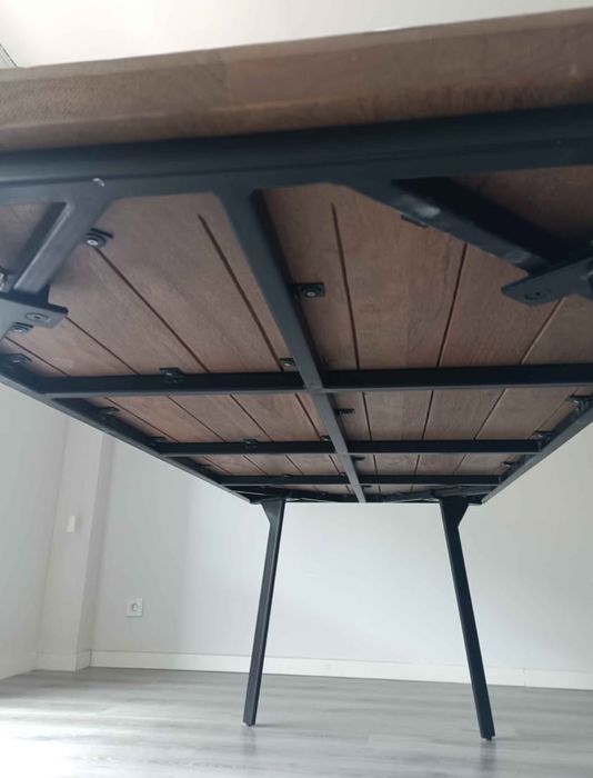 Mesa de sala reforçada