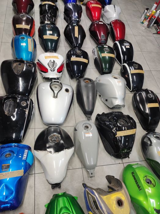 Баки Yamaha Suzuki Kawasaki Honda Triumph Ktm