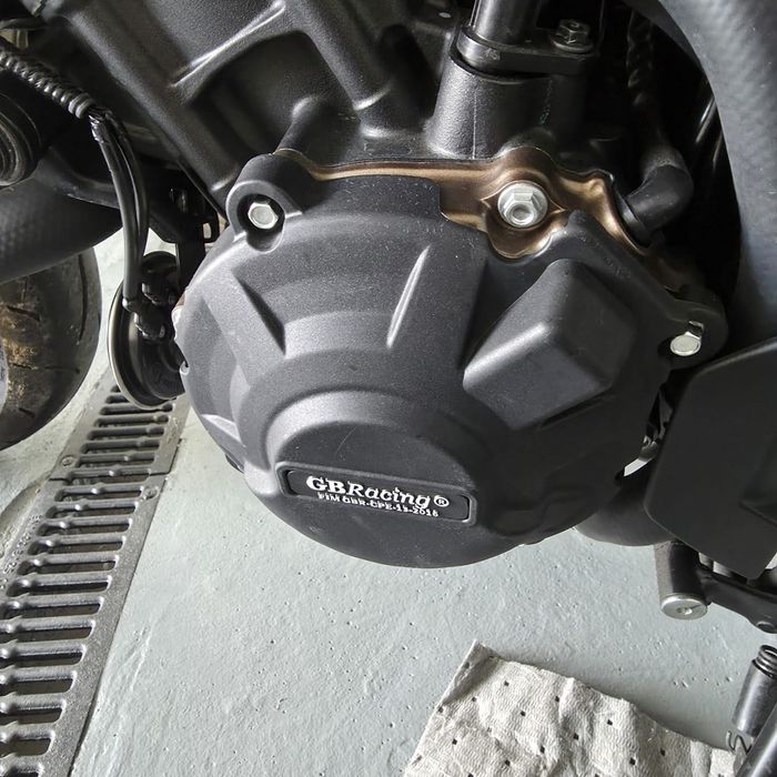 Honda CB650R E-Clutch 2025