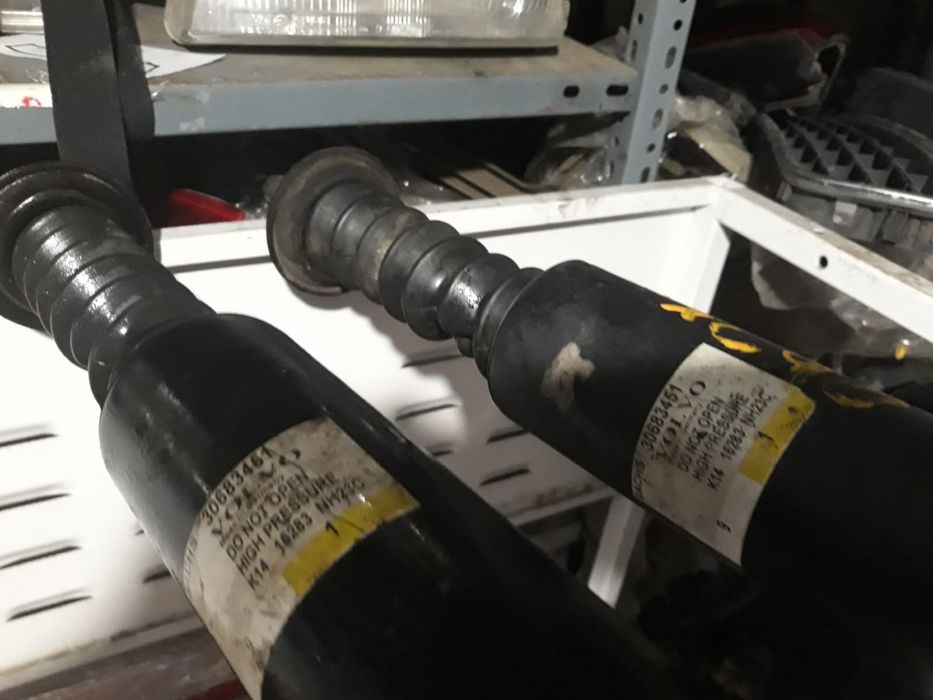 Нівомати для volvo xc90 в відмінному стані з европи як нові