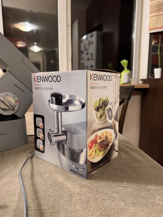 Кухонний комбайн Kenwood Chef Classic