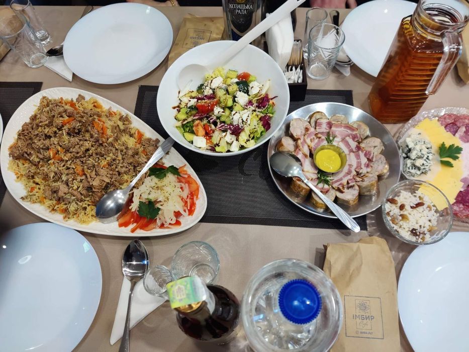 Поминальний обід. Поминальные обеды Полтава. Поминки. Працюємо з доста