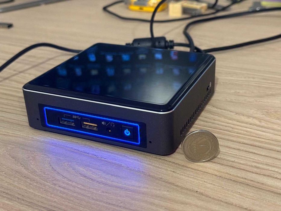 Intel NUC7i3bnk 16GB 128SSD WIN 11 - Mini komputer