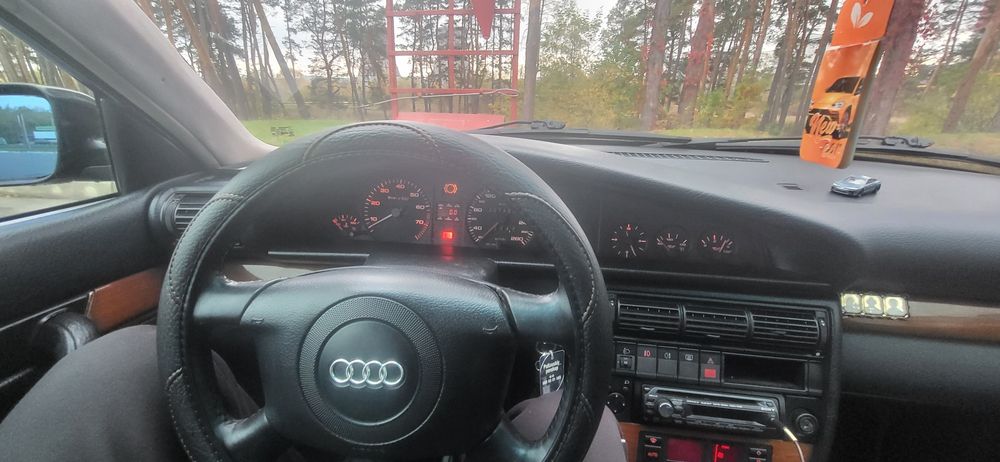 Audi 100 C4 2.6  gas/benz