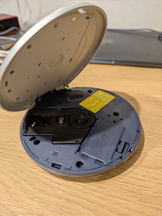 CD/MP3 плеєр Panasonic SL-SV570