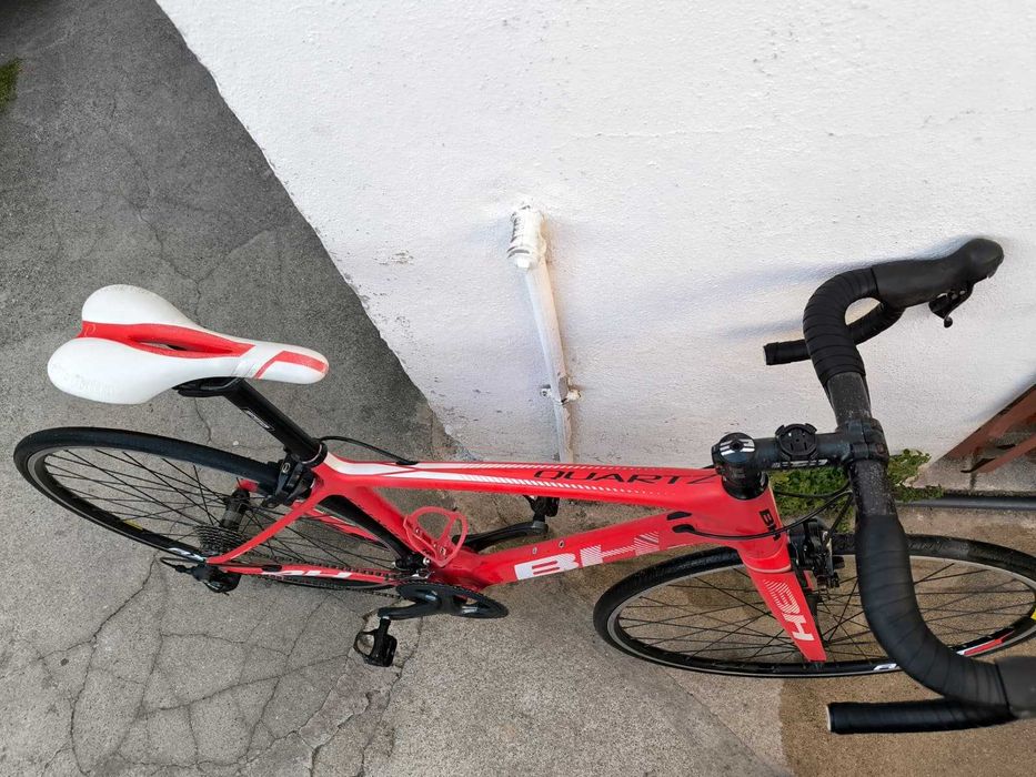 Bicicleta de estrada BH Quartz
