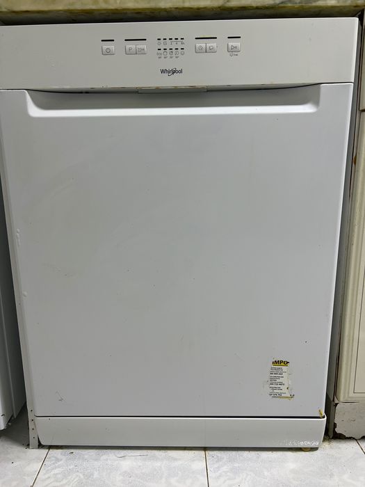 Máquina lavar a loiça