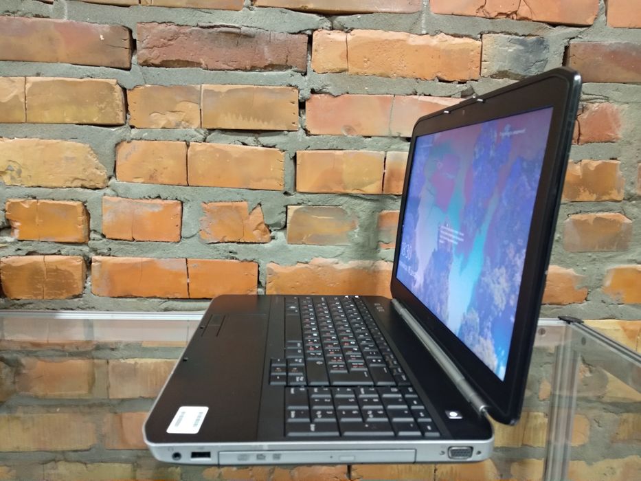 ноутбук dell latitude e5520 i3/4gb/500gb/15.6