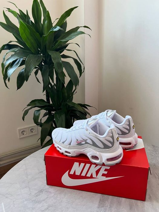 ТОП! Nike Air Max TN + White Pink , жіночі кросівки  , кросівки Найк