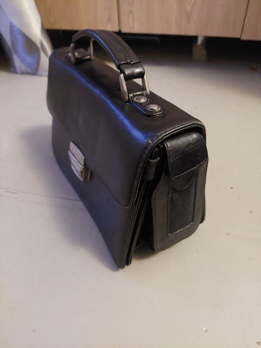 Барсетка мужская КОЖАНАЯ! Фирмы ,,LACONT,,