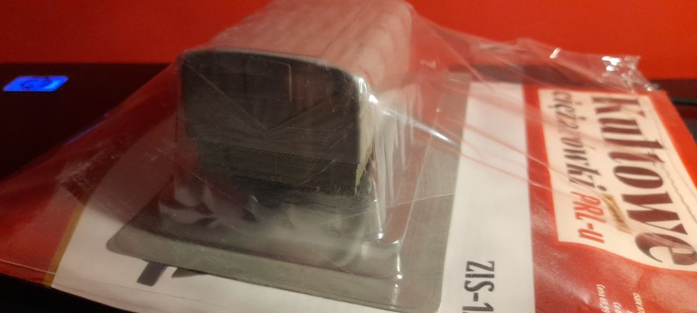 ZIS 150 (Nr 17) DeAgostini Zafoliowany w blistrze z gazetką