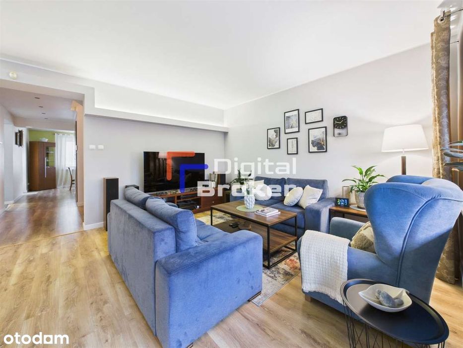 | Duży dom 300 m² | 7 pokoi | Ogród | 2 Garaże | Ząbki |