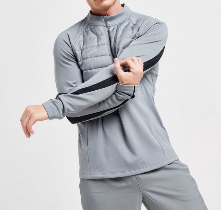 Nike кофта оригінал розмір L