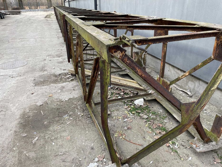 Kratownica Stalowa -  konstrukcja stalowa z demontażu   długości 30 M