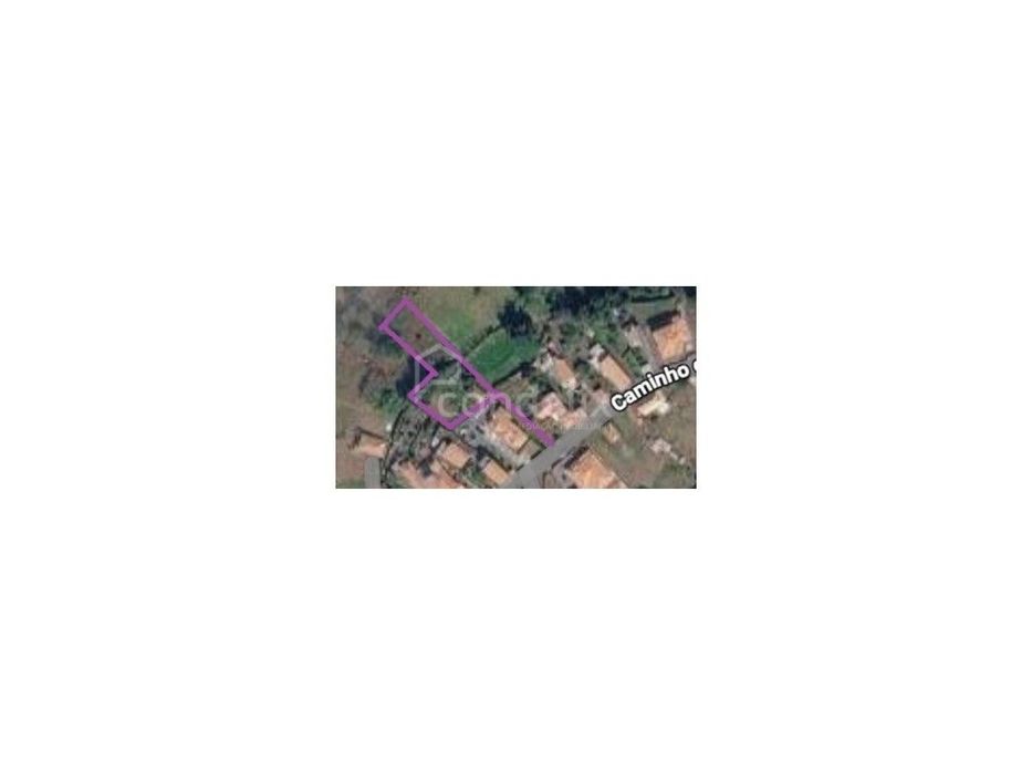 Propriedade madeirense com ruínas históricas em pedra e terreno - P...