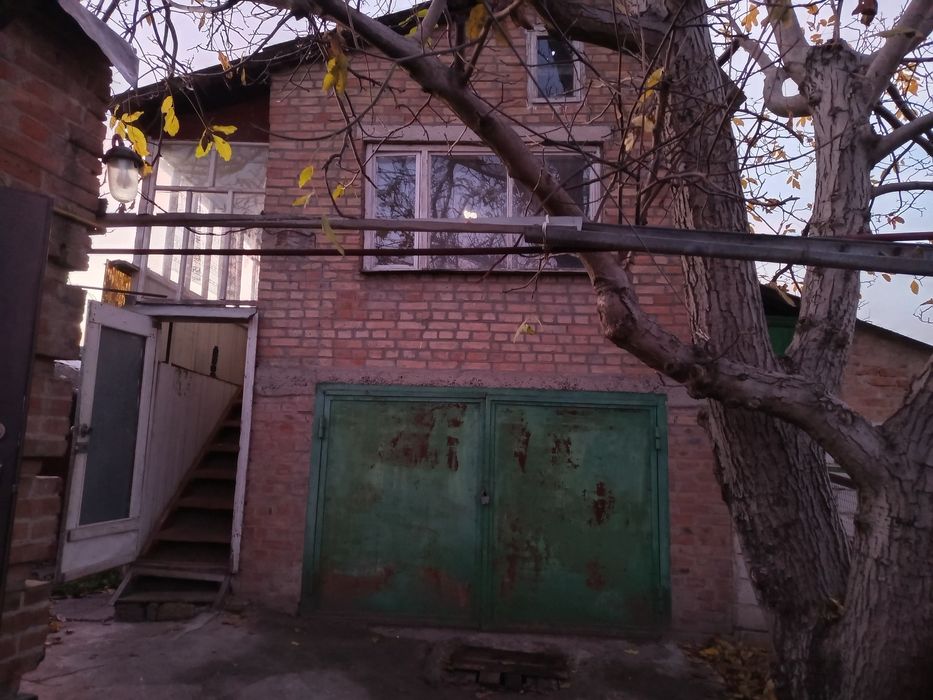 Продам частину будинку