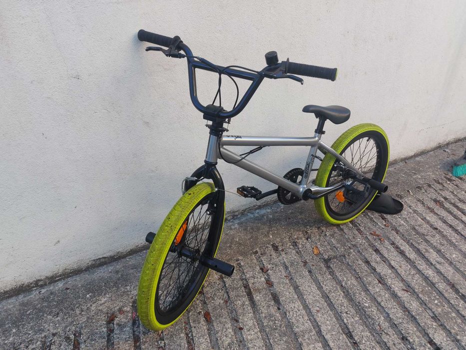 Bicicleta BMX Decatlon roda 20” – Muito bom estado