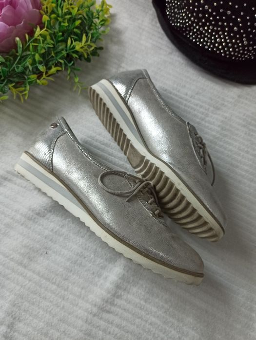 Sg Płaskie półbuty 38 , srebrne buty damskie 38 wiązane wkładka skórza