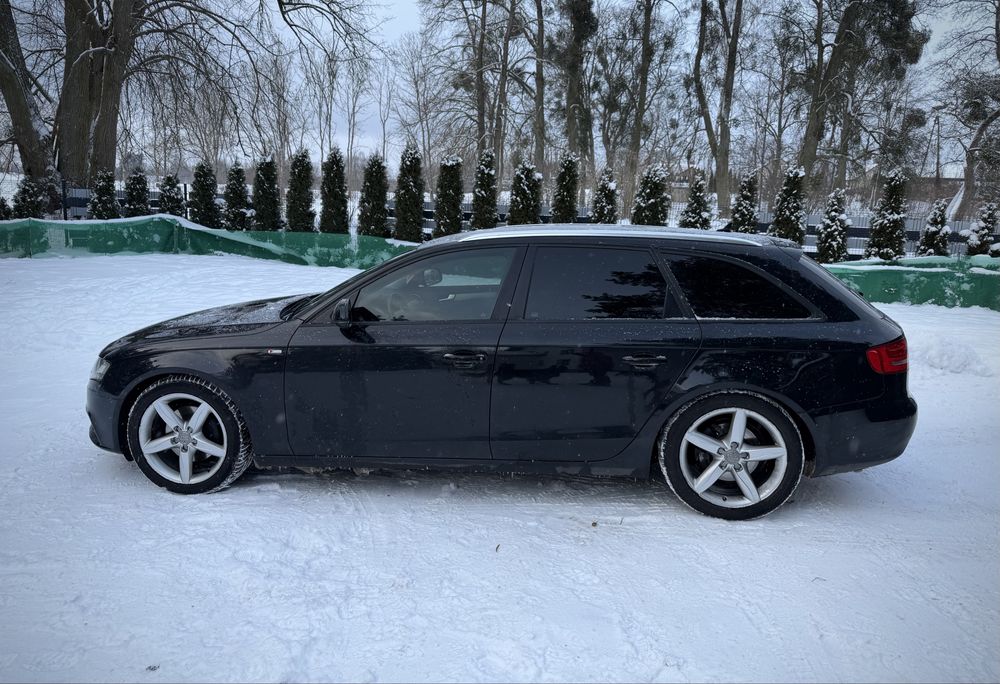 Audi a4 b8/ s-line/ manual/ sprowadzony/garażowany/Led