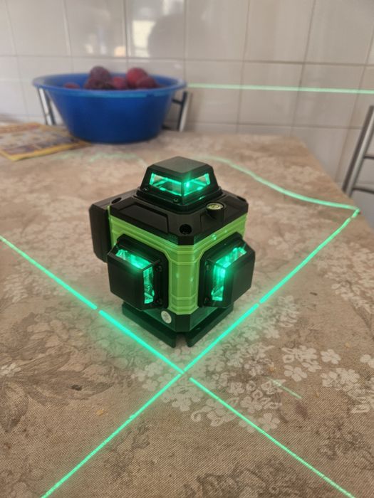 Vendo laser de linhas verdes