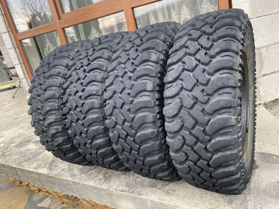 Шини.Уваз.Джип.235/75.R.15.Forward.Safari.540.Болотяні.Грязеві.Траса