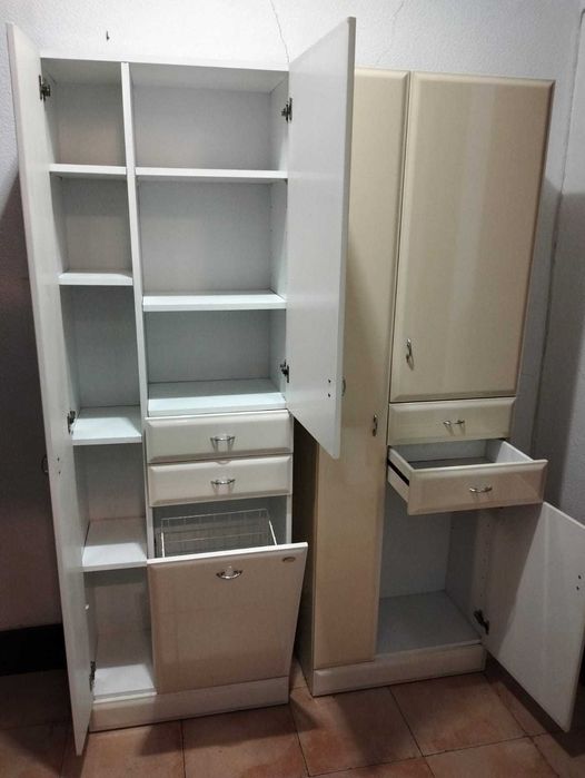 Armários Bege WC - 2 Módulos