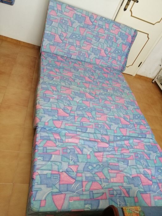 Sofá cambalhota usada