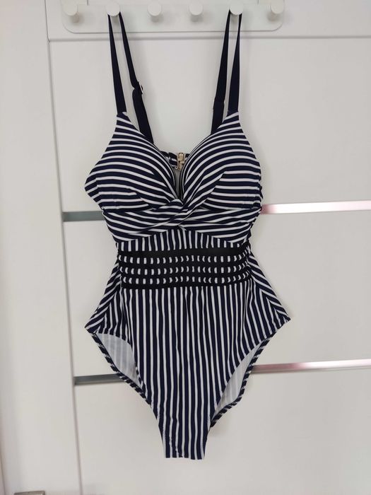 Sprzedam strój kąpielowy/nowy