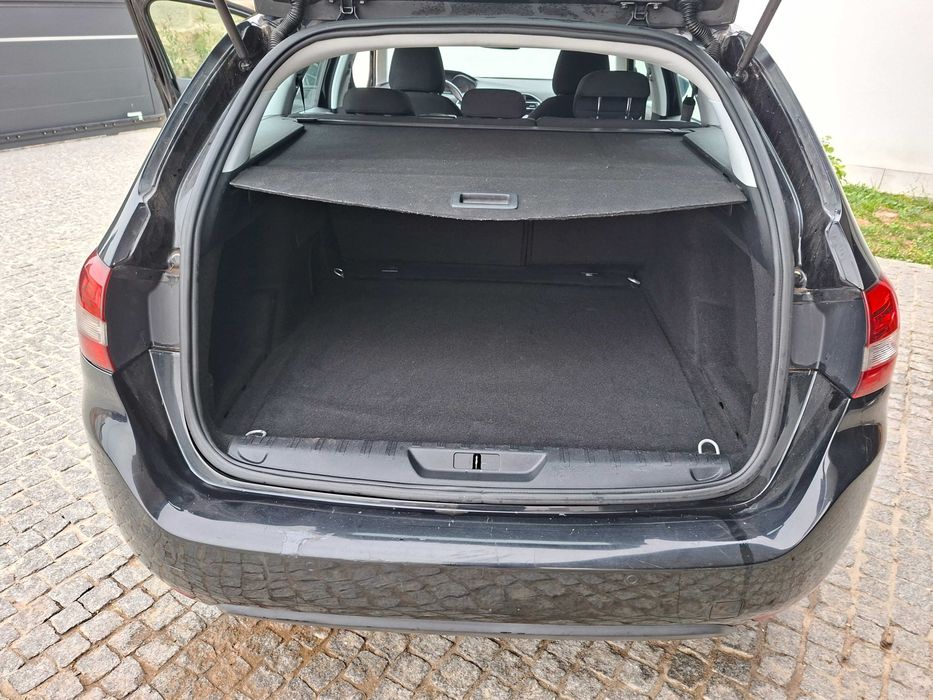 Peugeot 308 SW — fotografia 10