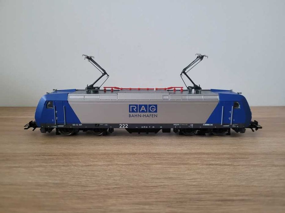 Elektrowóz BR 185 Trix DCC-SX