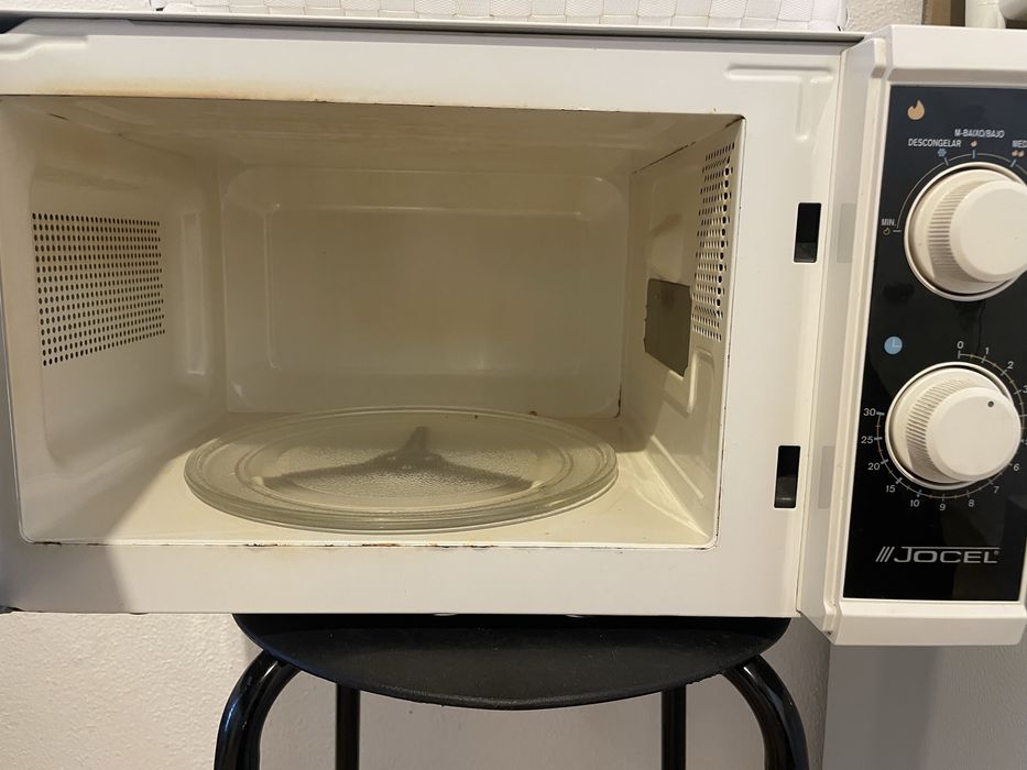 Microondas em ótimo estado