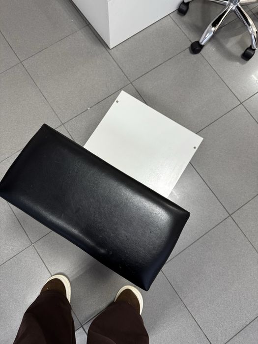 Меблі для студії красу