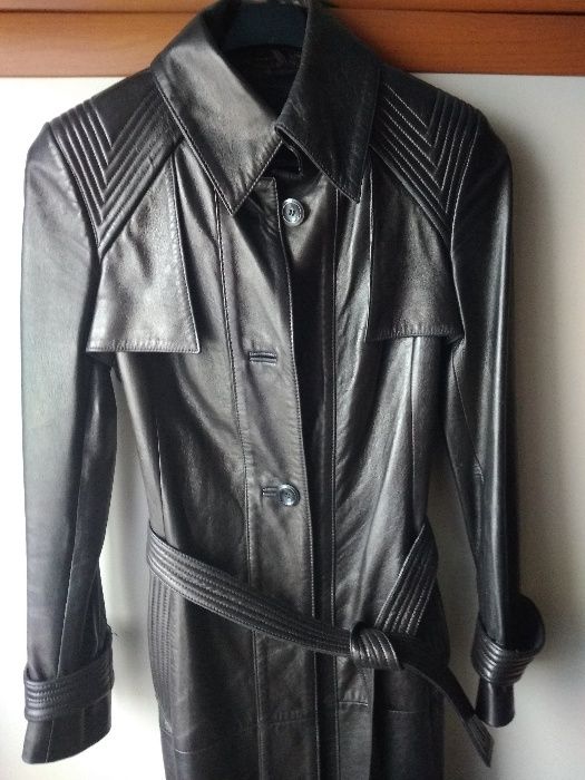 Шкіряний плащ довгий