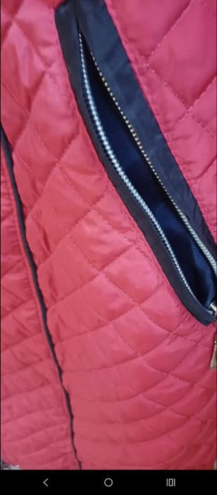 Женское очень теплое пальто.