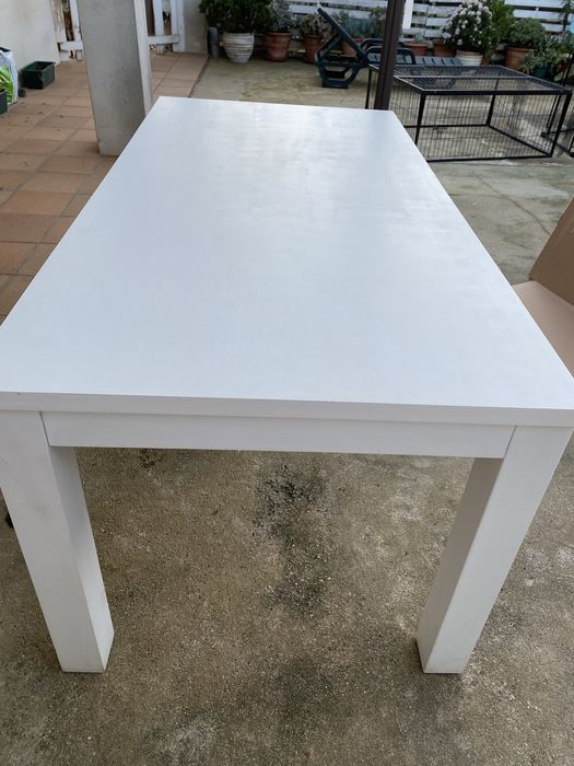 Mesa de sala ou cozinha