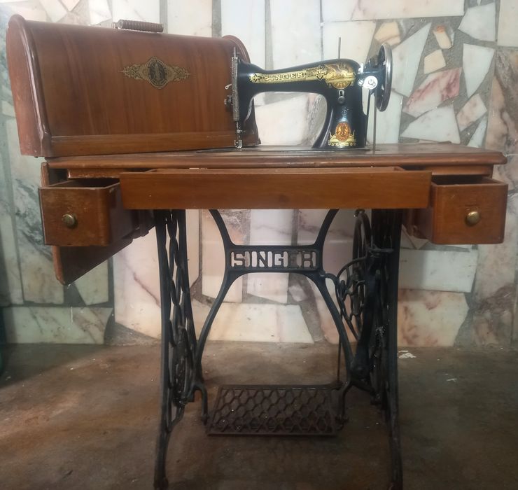 Maquina costura Singer