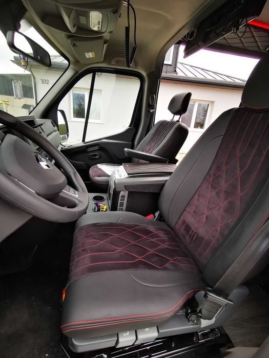 wynajem aut wypożyczalnia bus 9 os master expert crafter WOLNE TERMINY