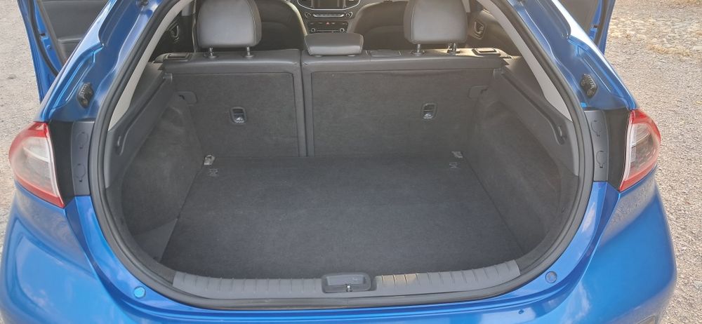 Продам Hyundai ioniq 28кв