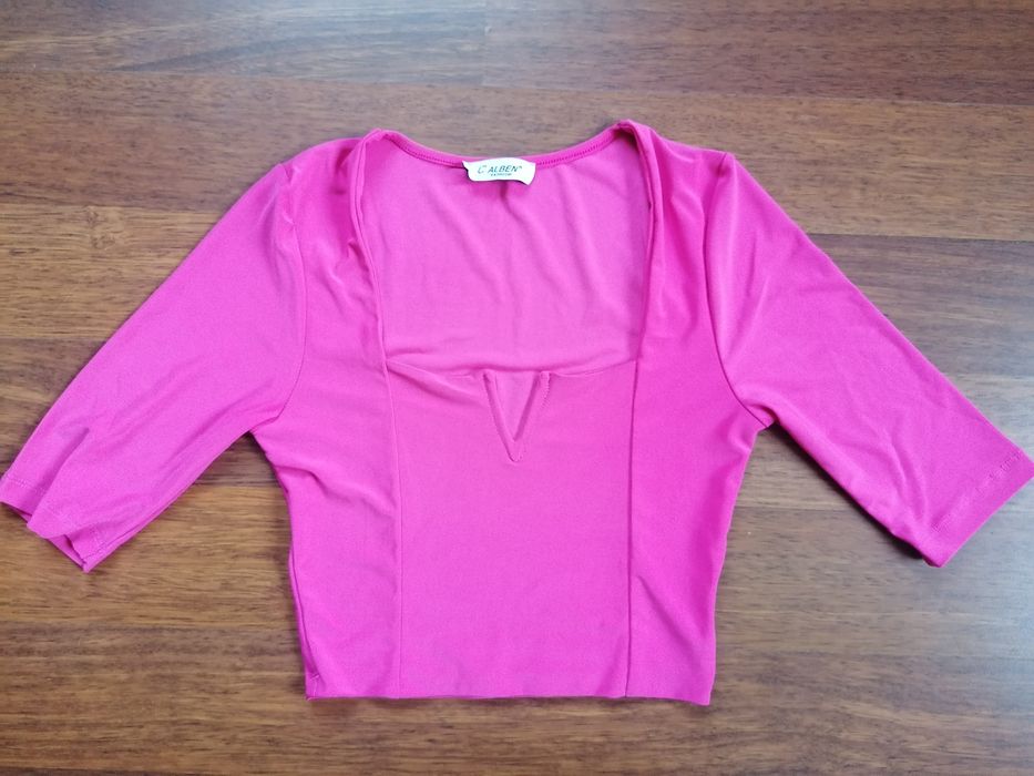 Rozm. ok XS, Różowy krótki top