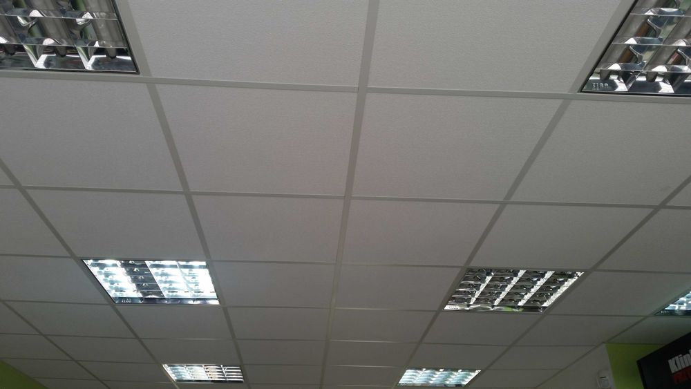 Sufit kasetonowy Armstrong komplet podwieszany m2 Amf Ecophone Rockfon